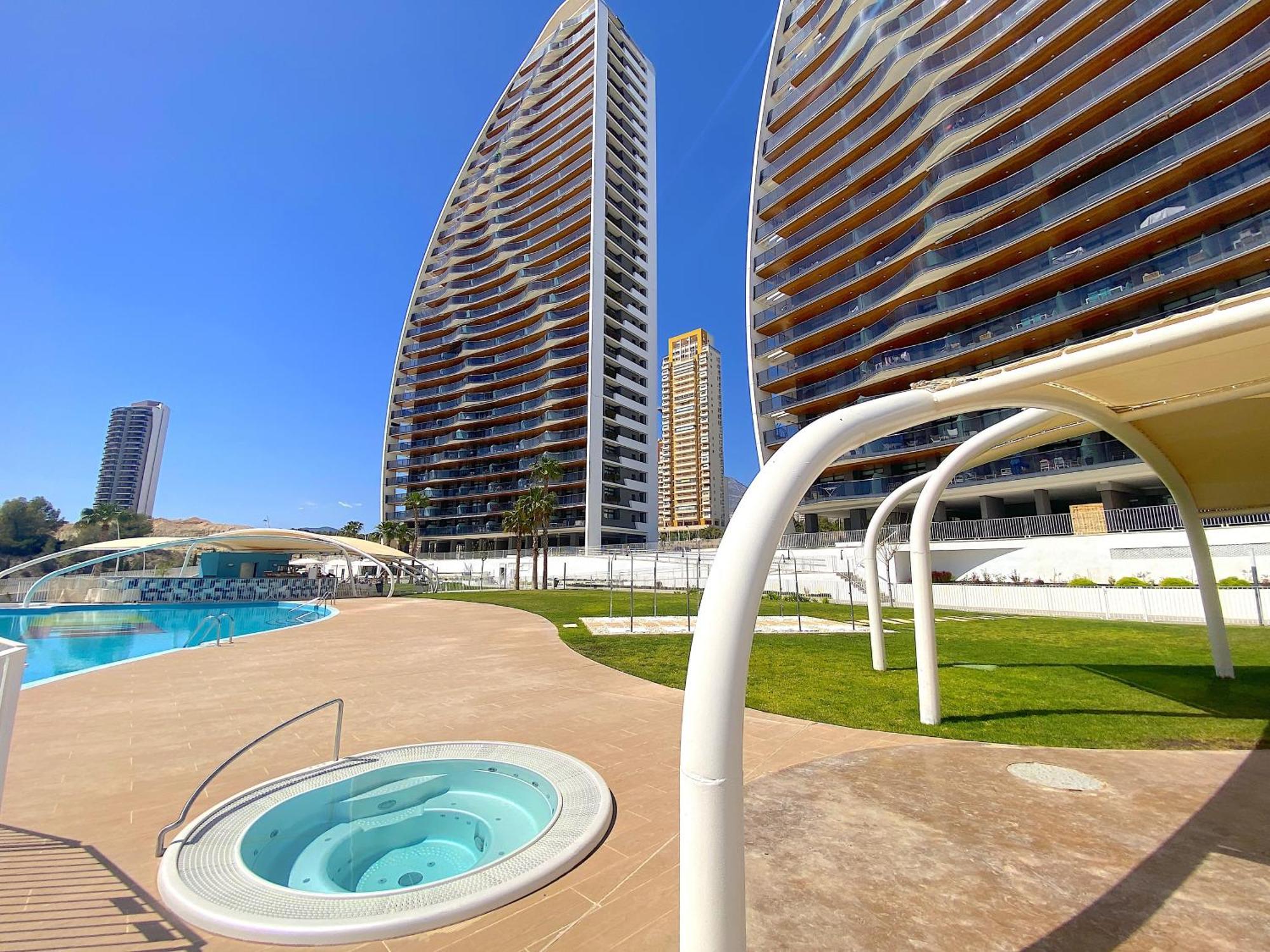 Lujoso Apartament Con Impresionantes Vistas Al Mar Benidorm Exteriör bild