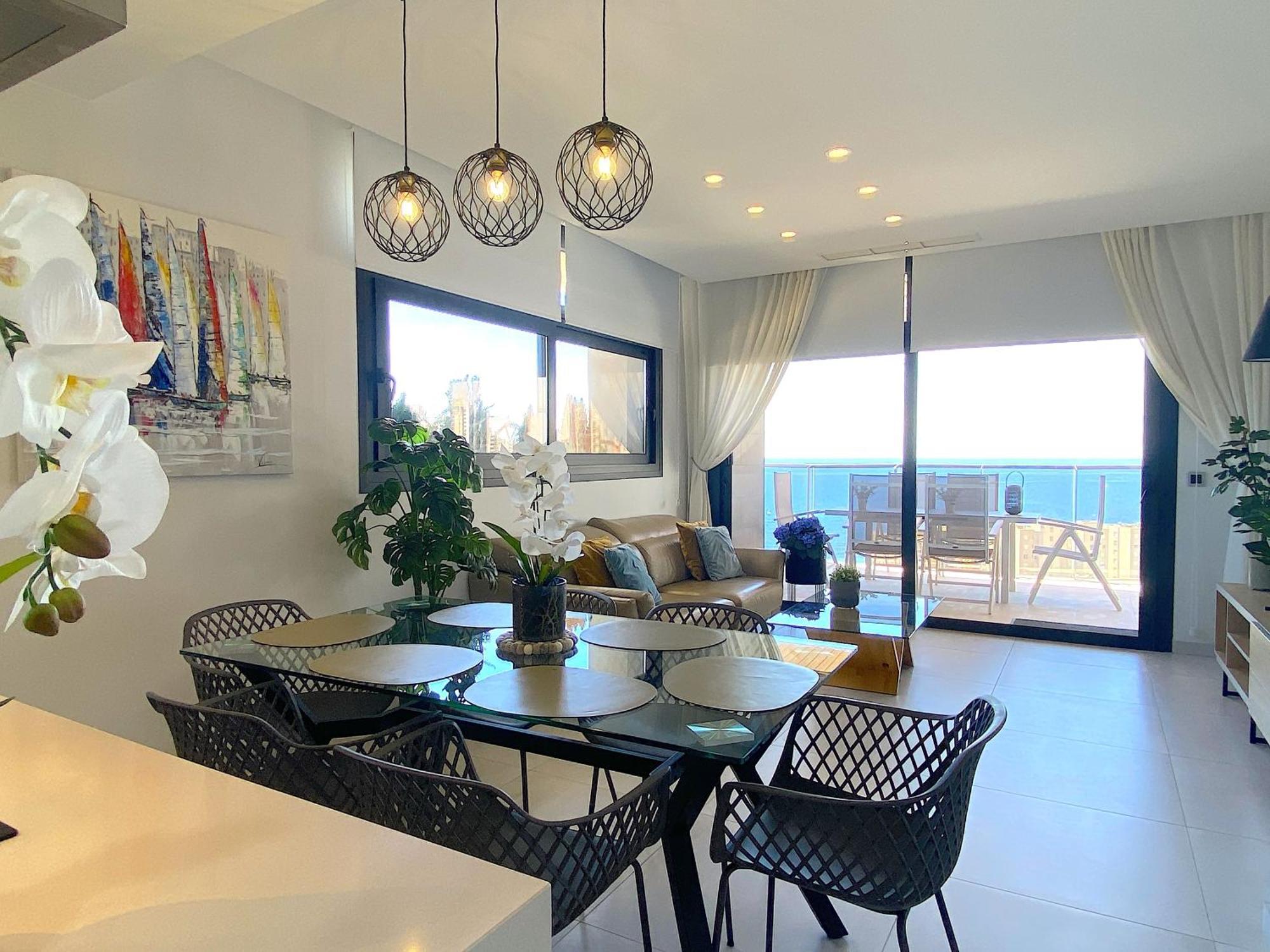 Lujoso Apartament Con Impresionantes Vistas Al Mar Benidorm Exteriör bild