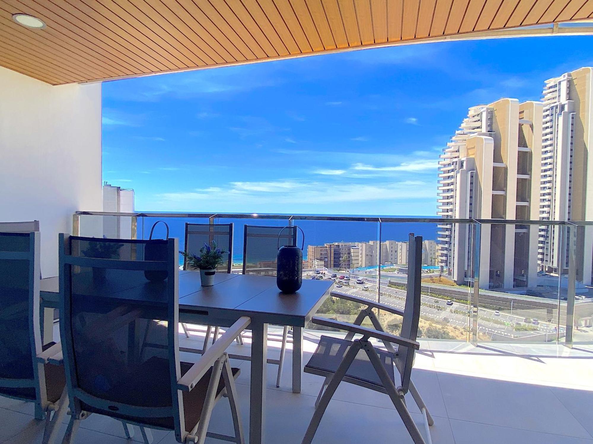 Lujoso Apartament Con Impresionantes Vistas Al Mar Benidorm Exteriör bild