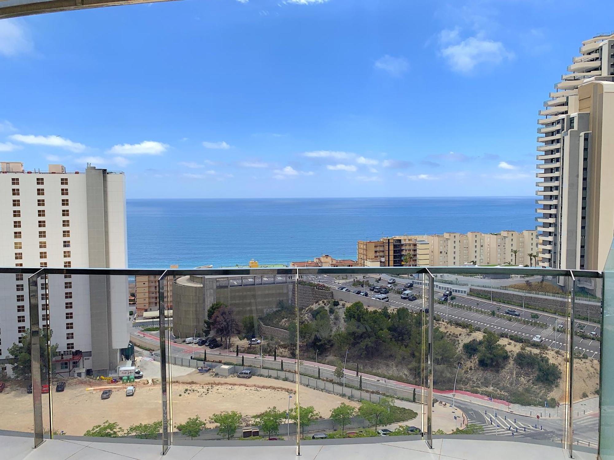 Lujoso Apartament Con Impresionantes Vistas Al Mar Benidorm Exteriör bild